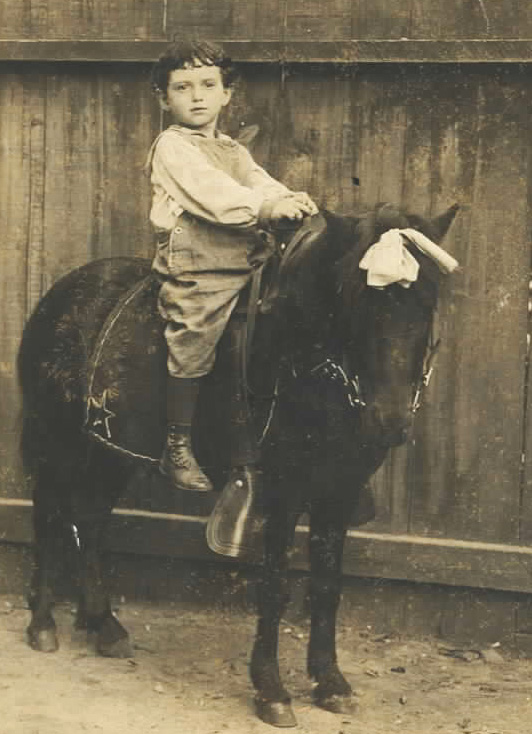 Robert Friend, 1916